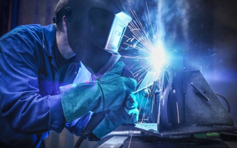 Construcții și Industrie